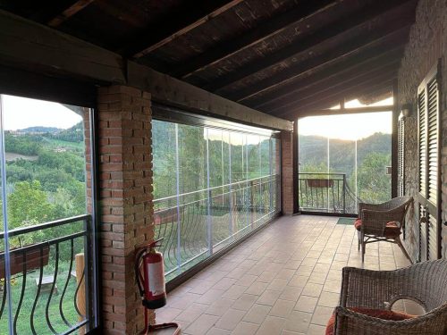 balcone camere 1° piano chiuso